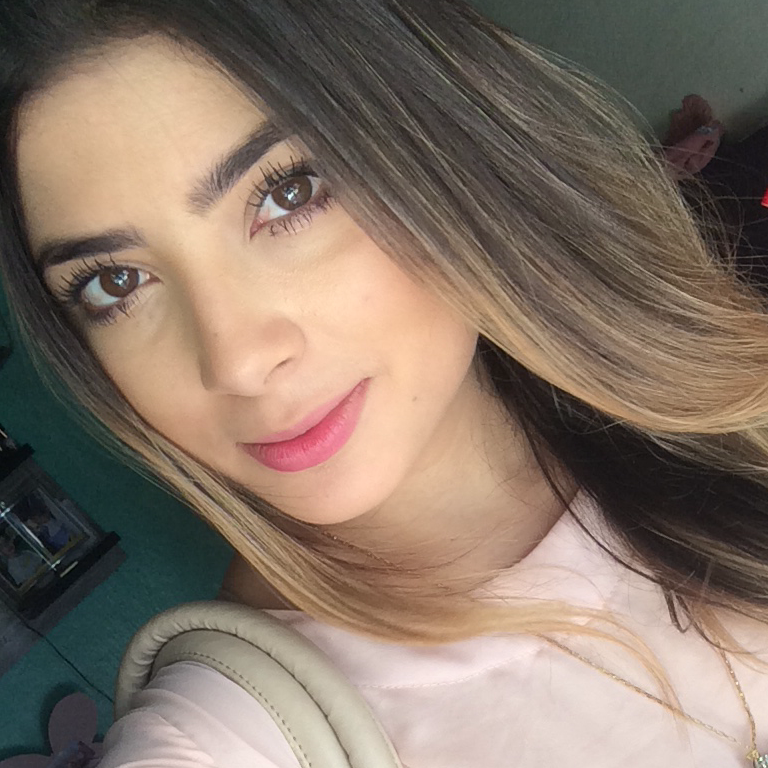 Ana Paula Viana da Silveira