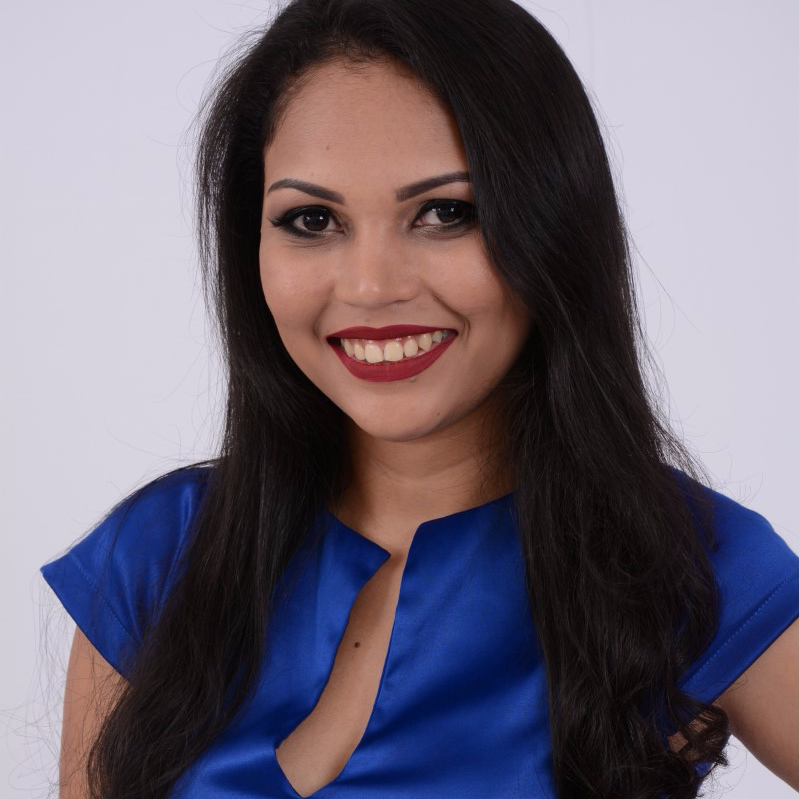 Anne Karoliny Carvalho Mendonça