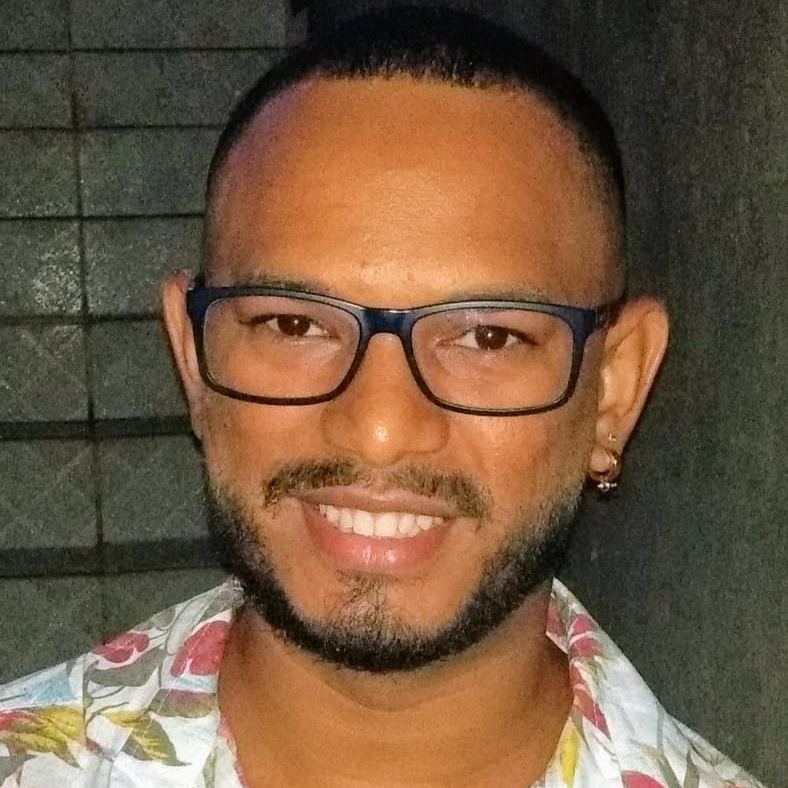 Amilton Douglas Ferreira de Araujo