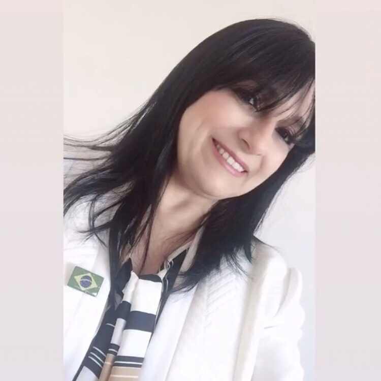 Adeline Alves Montenegro da Cunha