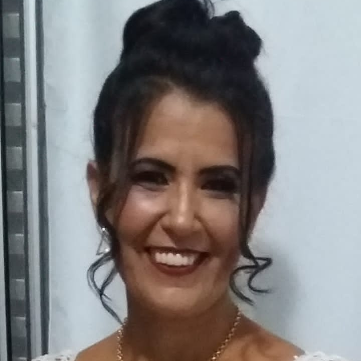 Ana Clécia Alves Calado