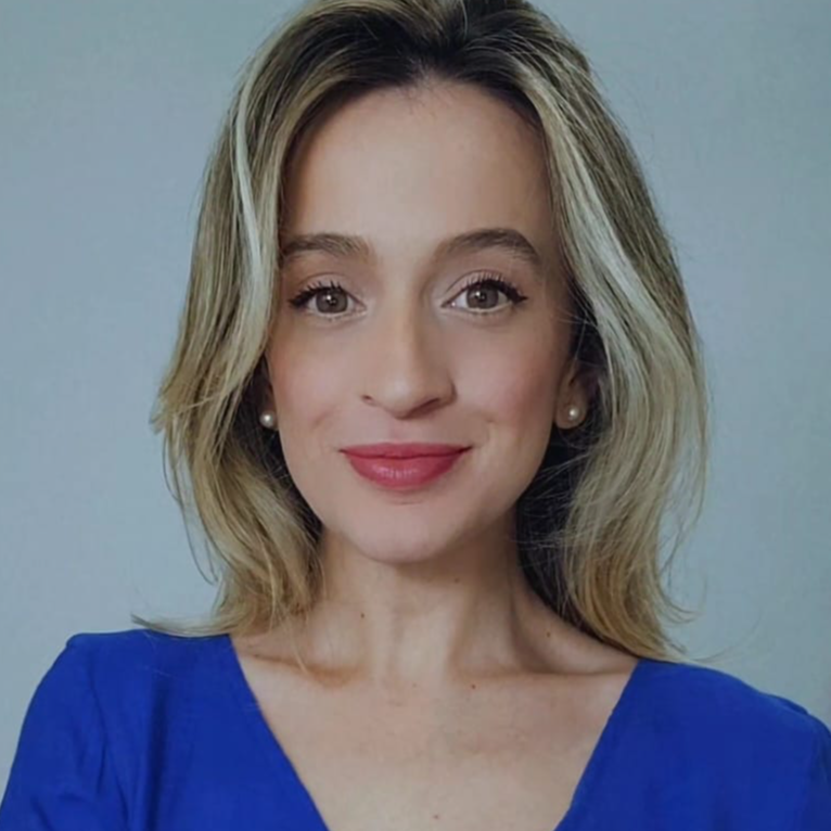 Keila C Santos