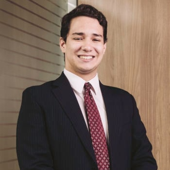 Vinícius Dino de Menezes