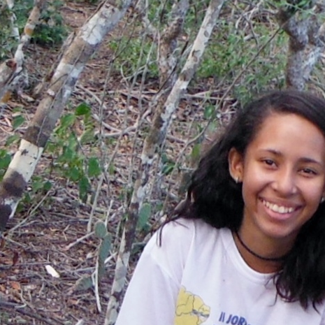 Caroline de Lourdes Souza Oliveira